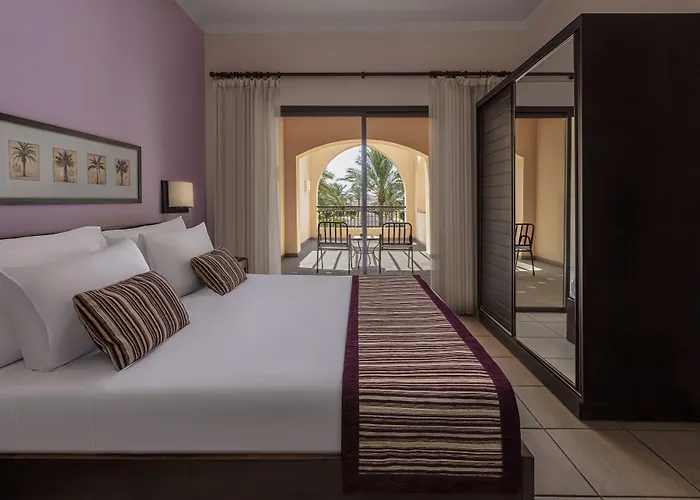 Jaz Neo Saraya Palms