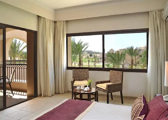 Jaz Neo Saraya Palms Resort 4*